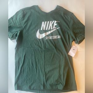 men’s nike tee-shirt